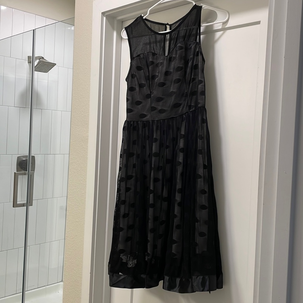 Iv wore it once for a dinner party for Christmas Looking for its new home